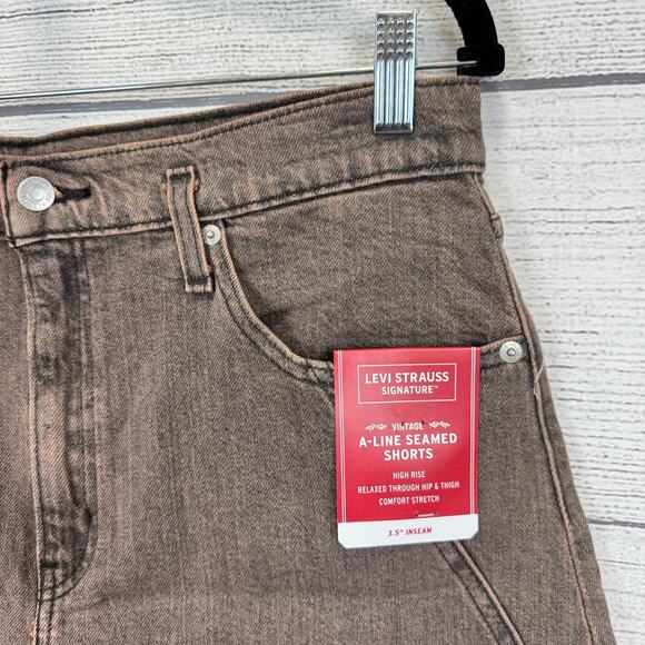 Levi's Strauss Women's Vintage A-Line Seamed Brown High Rise Shorts Size 10 - Picture 3 of 8
